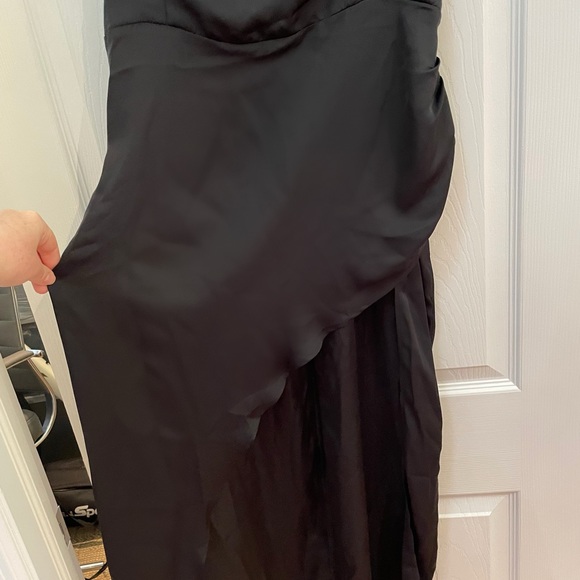 RESA Jessica Dress in Black - Picture 2 of 9